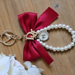 Lux Pearl And Bow Bag Charm